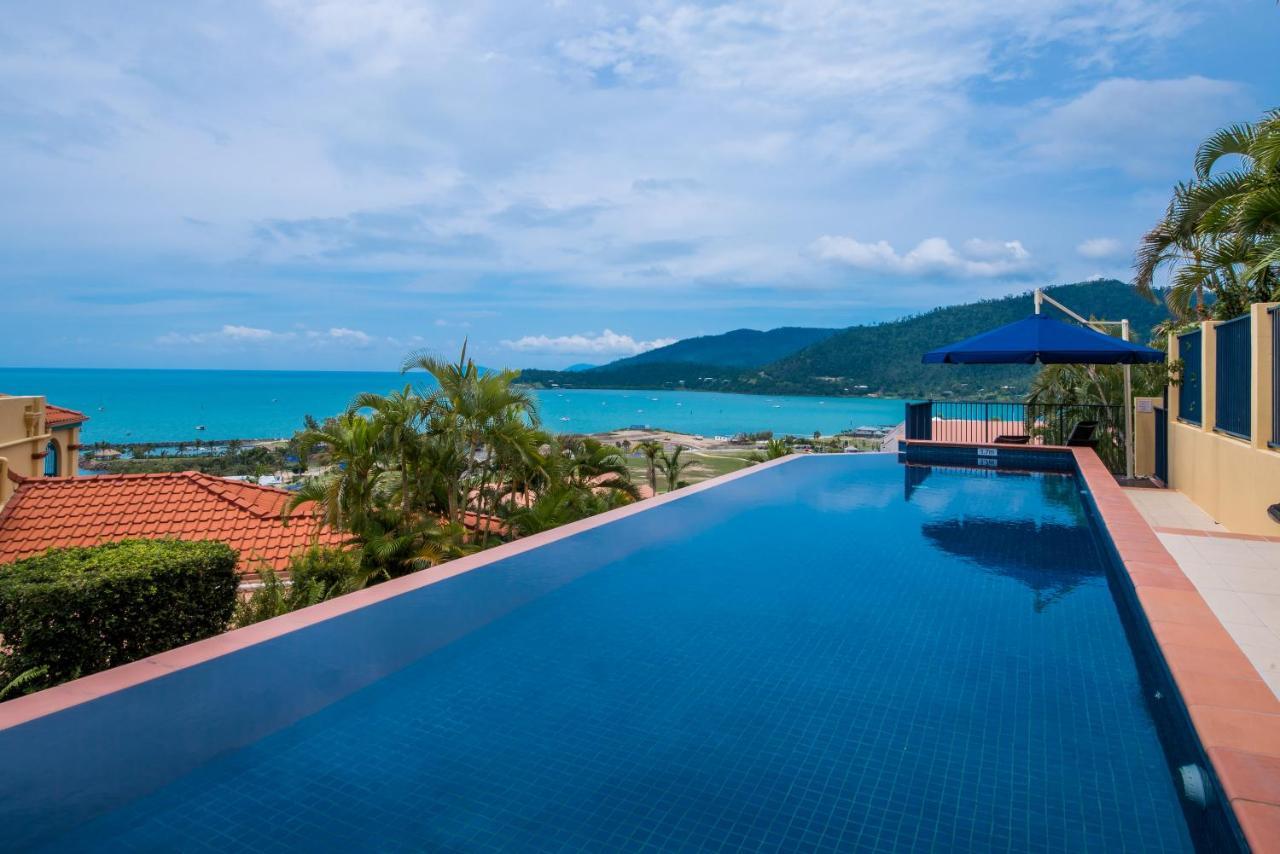 Magnificence At Airlie Appartement Airlie Beach Buitenkant foto